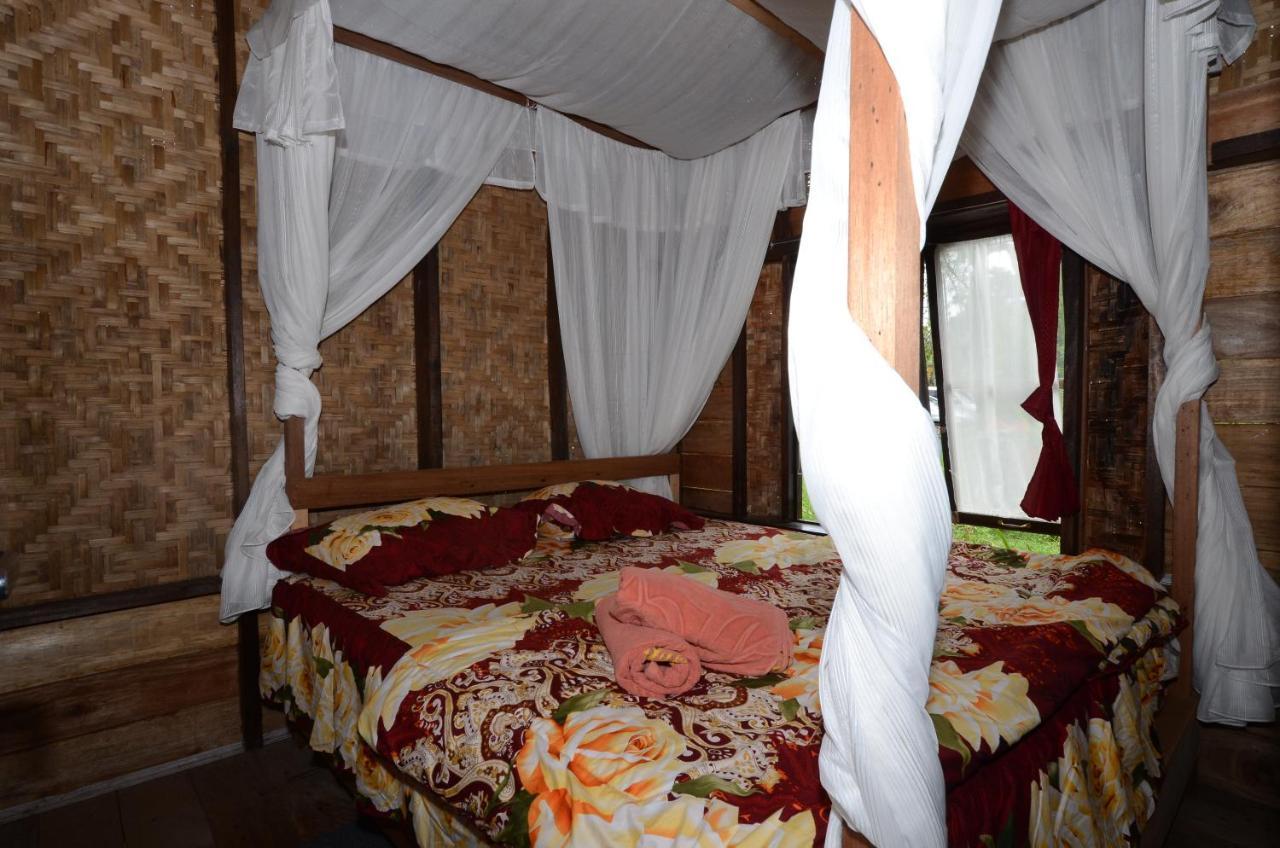 Canyon Jungle Stay Bukittinggi Exterior photo