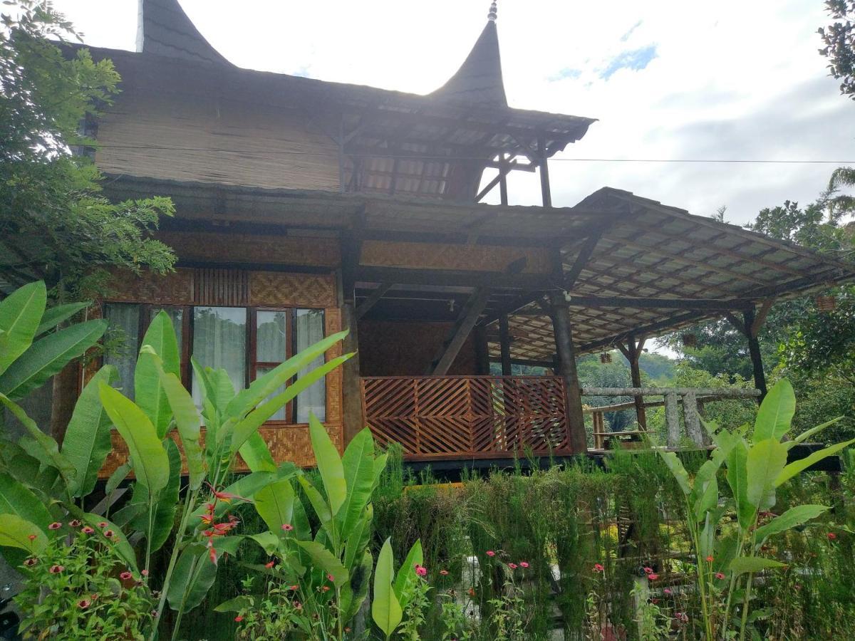 Canyon Jungle Stay Bukittinggi Exterior photo